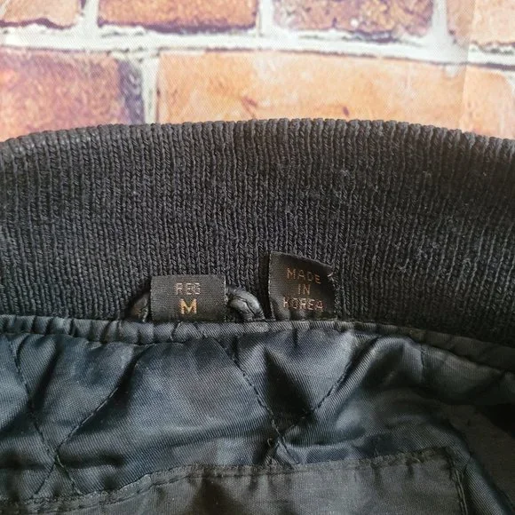 Vintage Men's 'Weekends' Black Genuine Leather Bomber Jacket - Picture 10 of 13